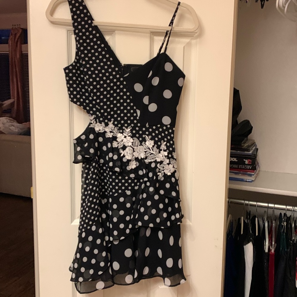 Bcbg chiffon sun dress with cut out side